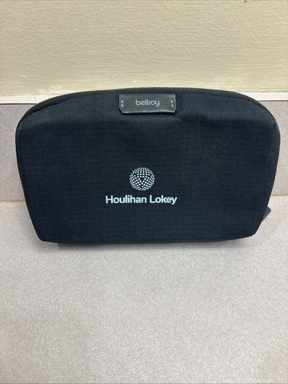 Bellroy Tech Kit Travel Electronics Organizer Carryall Zip Pouch Houlihan Lokey